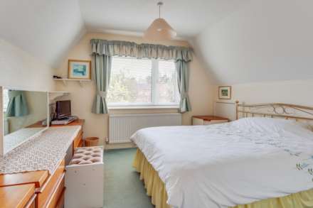 St David's Close, Caversham Heights, Reading, Image 17