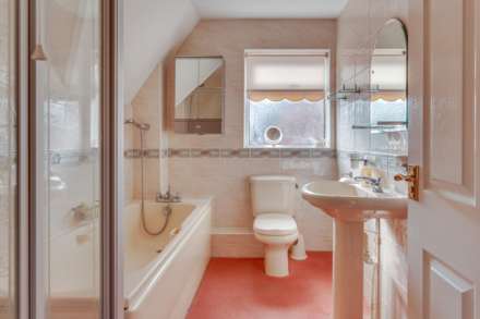 St David's Close, Caversham Heights, Reading, Image 18