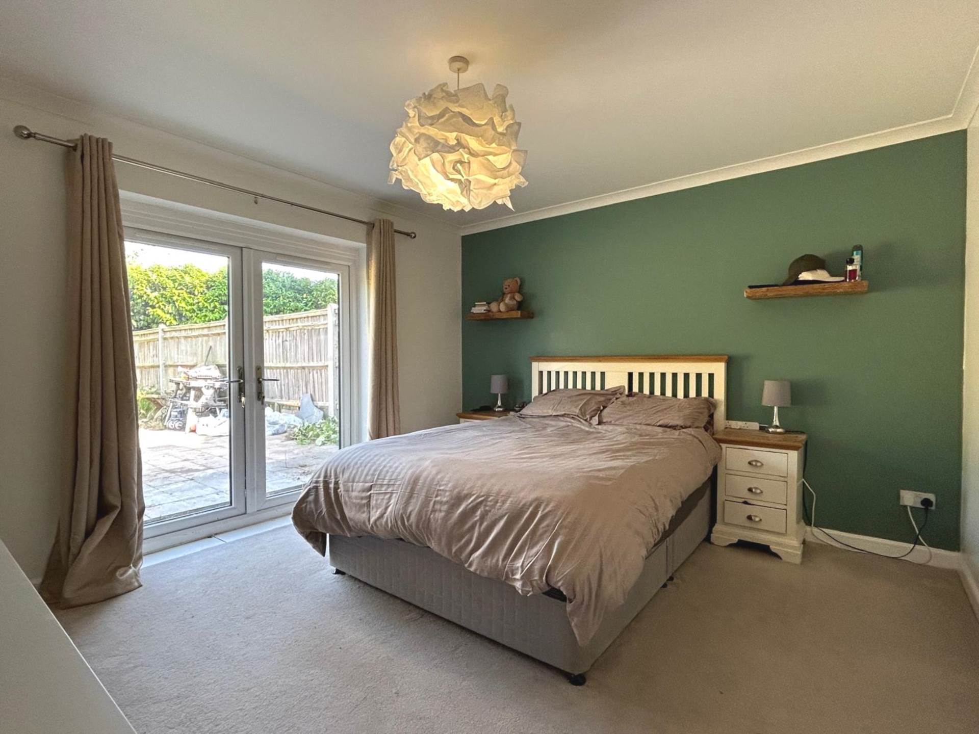 Stuart Close, Emmer Green, Reading, Image 9
