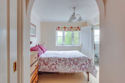 Tamesis Place, Caversham, Image 14
