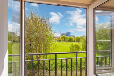 Tamesis Place, Caversham, Image 20