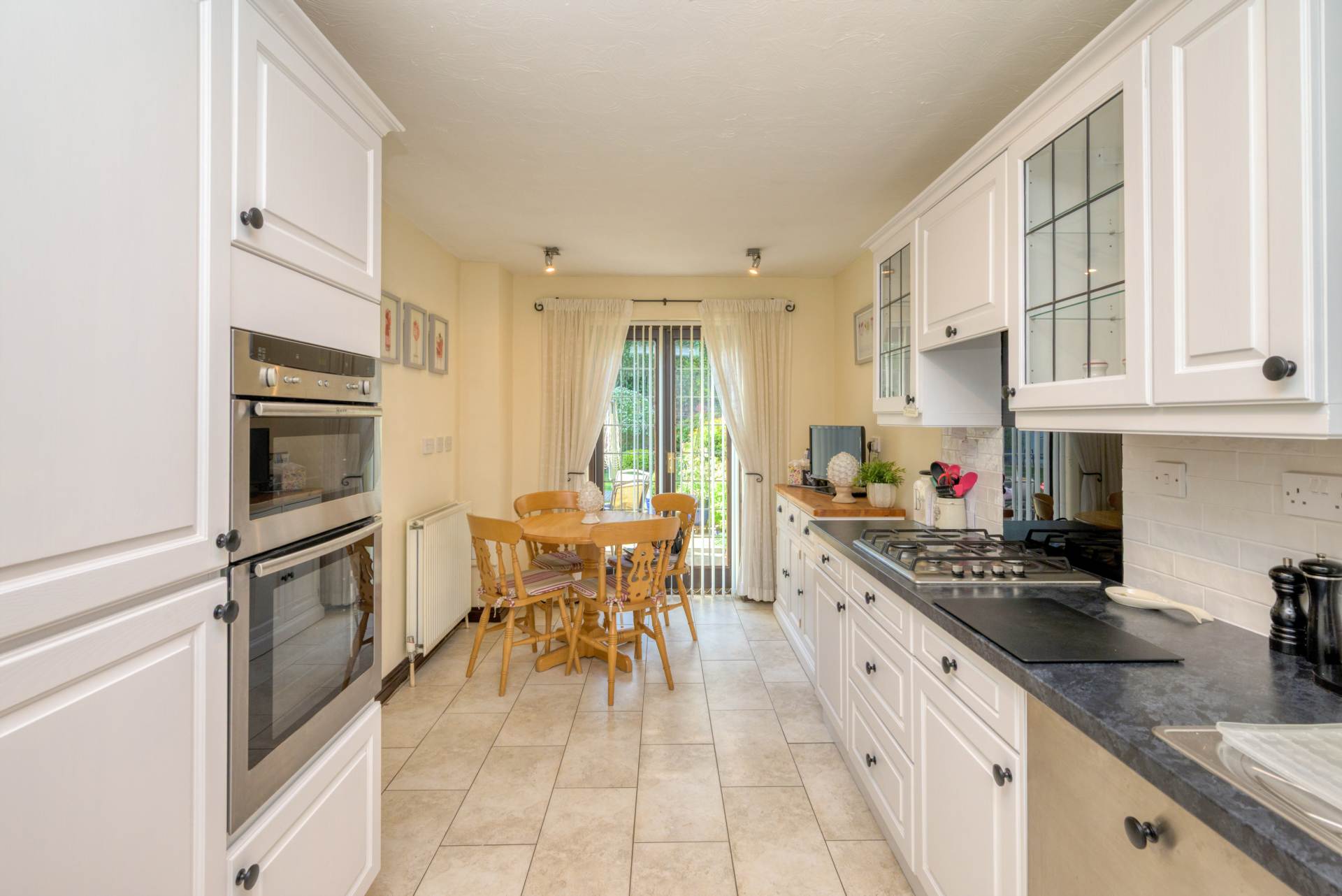 Shepherds Lane, Caversham Heights, Image 16