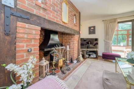 Shepherds Lane, Caversham Heights, Image 12