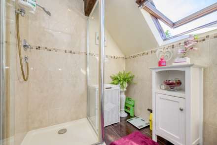 Shepherds Lane, Caversham Heights, Image 28