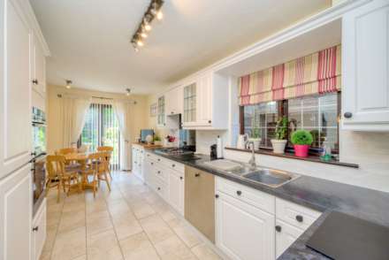 Shepherds Lane, Caversham Heights, Image 3