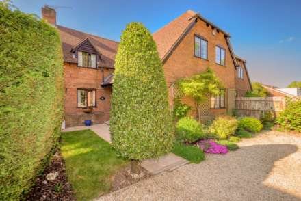 Shepherds Lane, Caversham Heights, Image 33