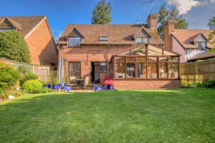 Shepherds Lane, Caversham Heights, Image 34