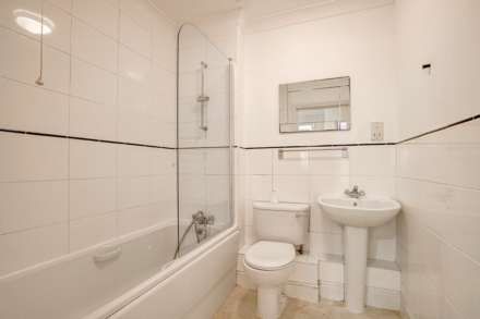 Abbotsmead, Caversham, Image 9