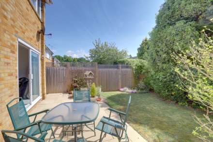 Pendennis Avenue, Reading, Image 16