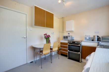 Pendennis Avenue, Reading, Image 7