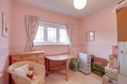 Hunters Chase, Reading, Image 18