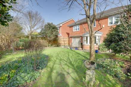 Hunters Chase, Reading, Image 27