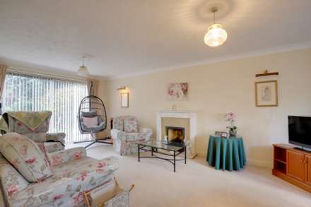 Hunters Chase, Reading, Image 4