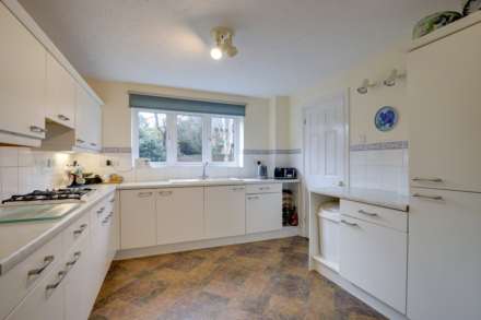 Hunters Chase, Reading, Image 6