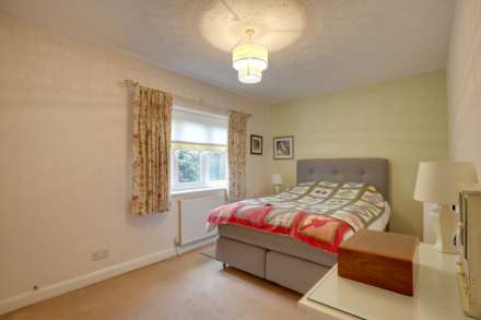 Hunters Chase, Reading, Image 8