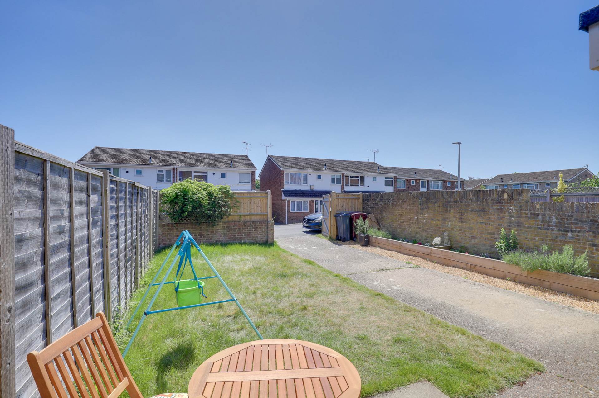 Hertford Close, Caversham Park Village, Image 20