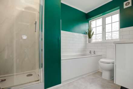 Hertford Close, Caversham Park Village, Image 18