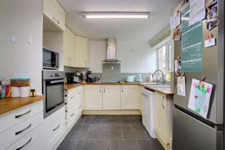 Hertford Close, Caversham Park Village, Image 4