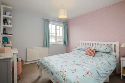 Hertford Close, Caversham Park Village, Image 8