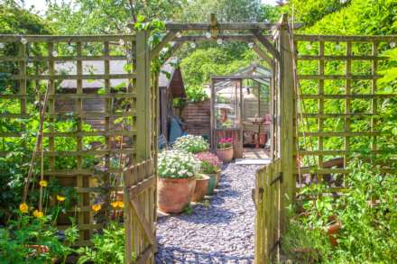 Kidmore Road, Caversham Heights, Reading, Image 25