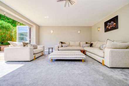 Kidmore Road, Caversham Heights, Image 22