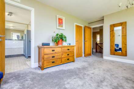 Kidmore Road, Caversham Heights, Image 32