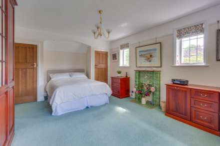 St Peters Avenue, Caversham Heights, Image 26