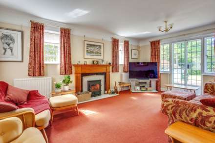 St Peters Avenue, Caversham Heights, Image 3