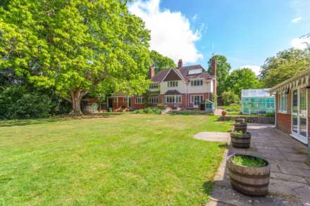 St Peters Avenue, Caversham Heights, Image 36