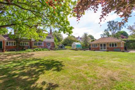 St Peters Avenue, Caversham Heights, Image 9