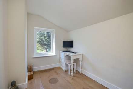 Queens Road, Caversham, Image 16