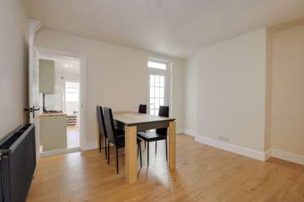 Queens Road, Caversham, Image 6