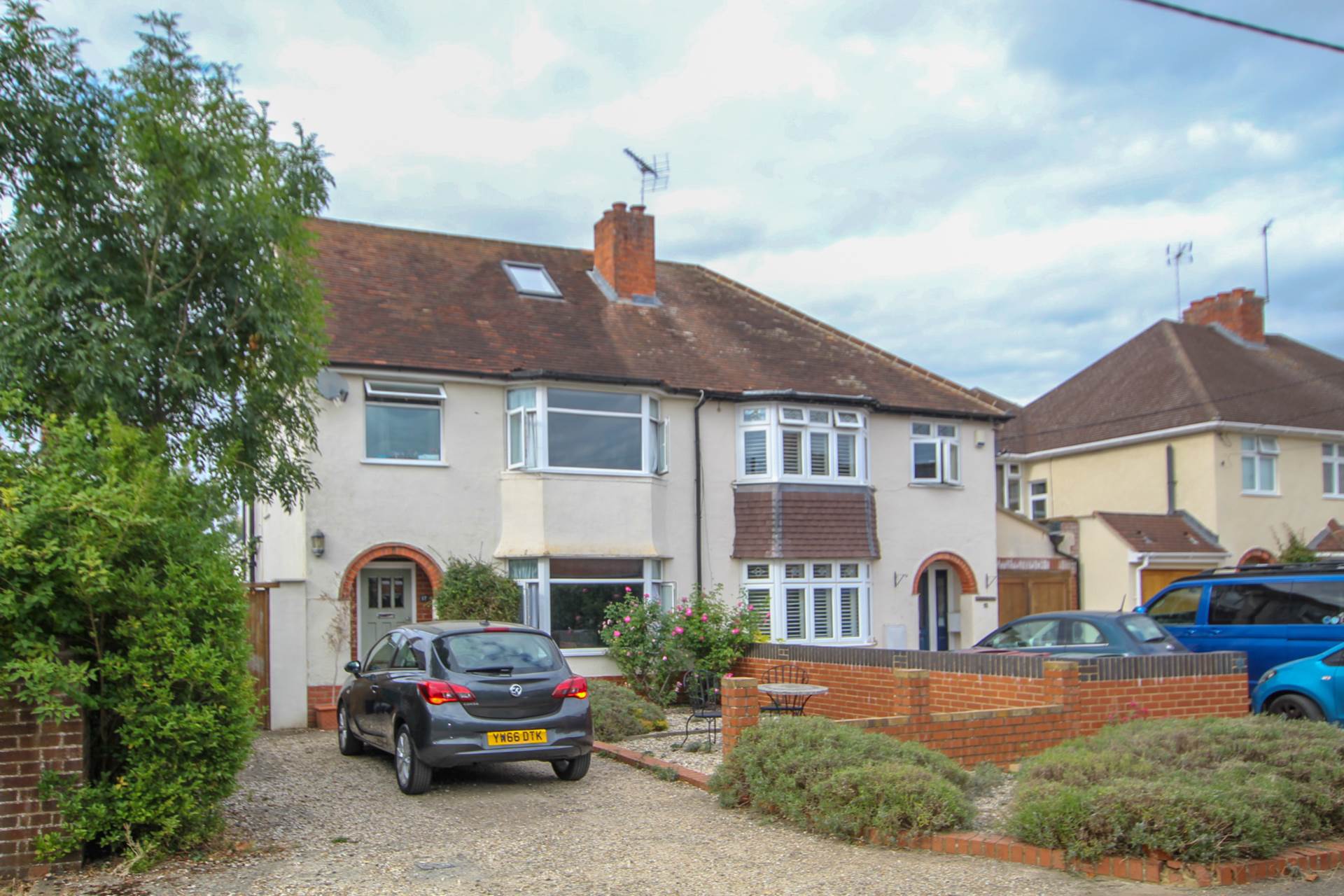 Highdown Avenue, Emmer Green, Image 1