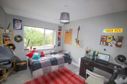 Highdown Avenue, Emmer Green, Image 16