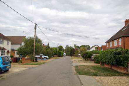 Highdown Avenue, Emmer Green, Image 17