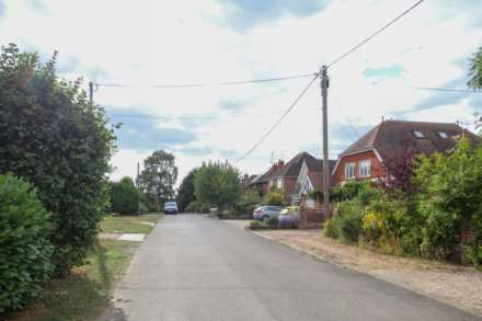 Highdown Avenue, Emmer Green, Image 21
