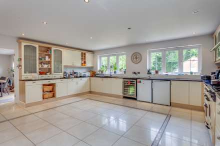 Chalkhouse Green Road, Kidmore End, South Oxfordshire, Image 12