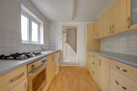 Cardiff Road, Reading, Image 12