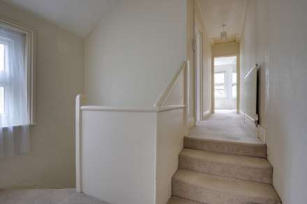 Cardiff Road, Reading, Image 16