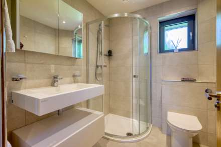 Ashcroft Close, Caversham Heights, Reading, Image 14