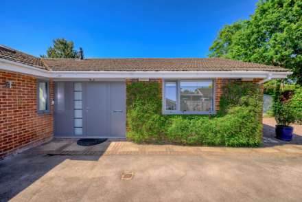 Ashcroft Close, Caversham Heights, Reading, Image 25