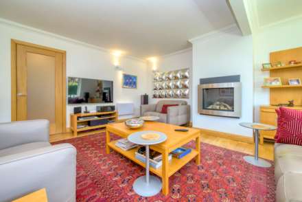 Ashcroft Close, Caversham Heights, Reading, Image 8
