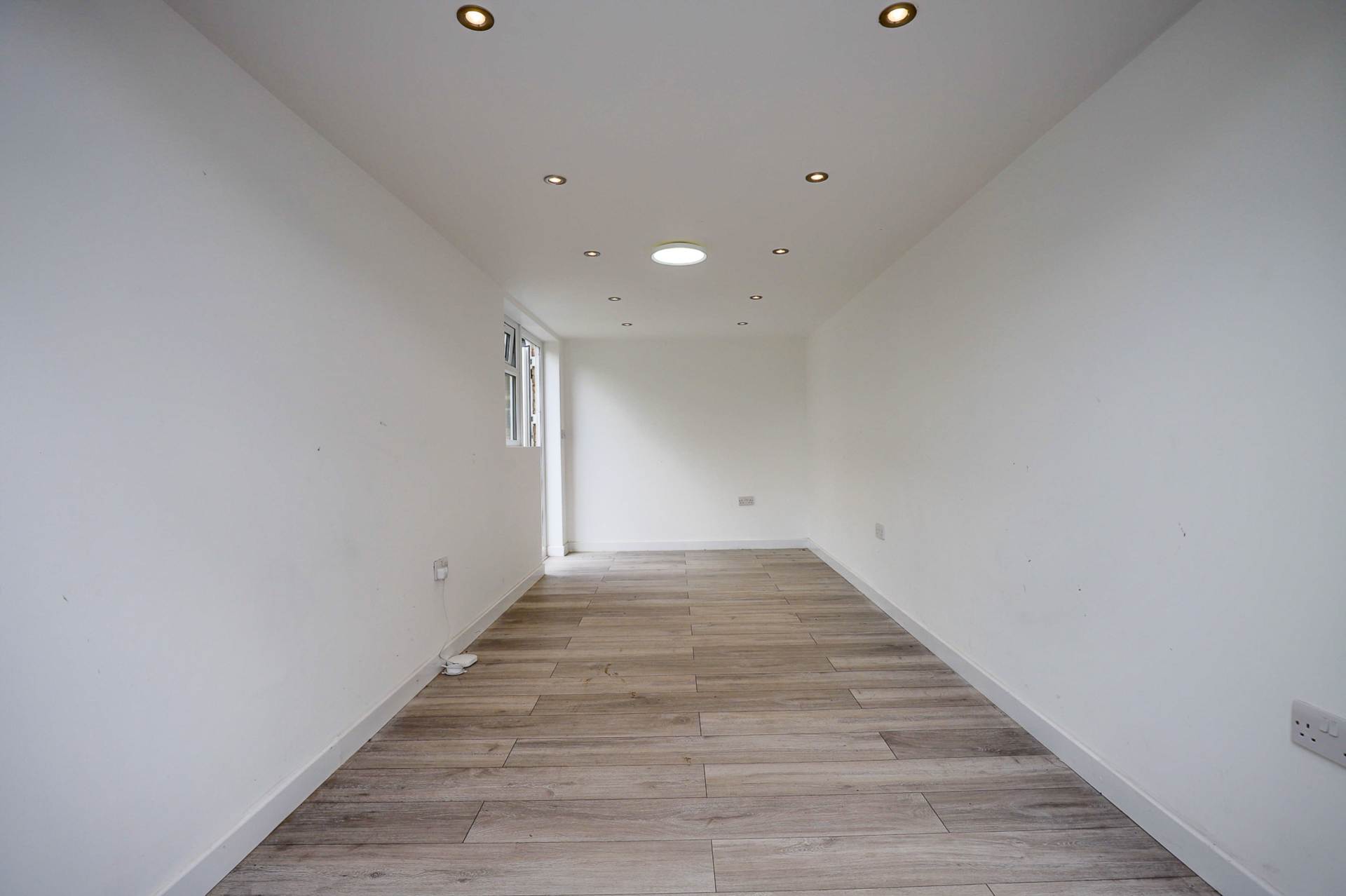 Douglas Road, Reading, Image 29
