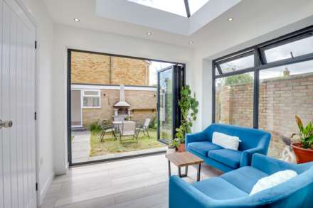 Douglas Road, Reading, Image 3