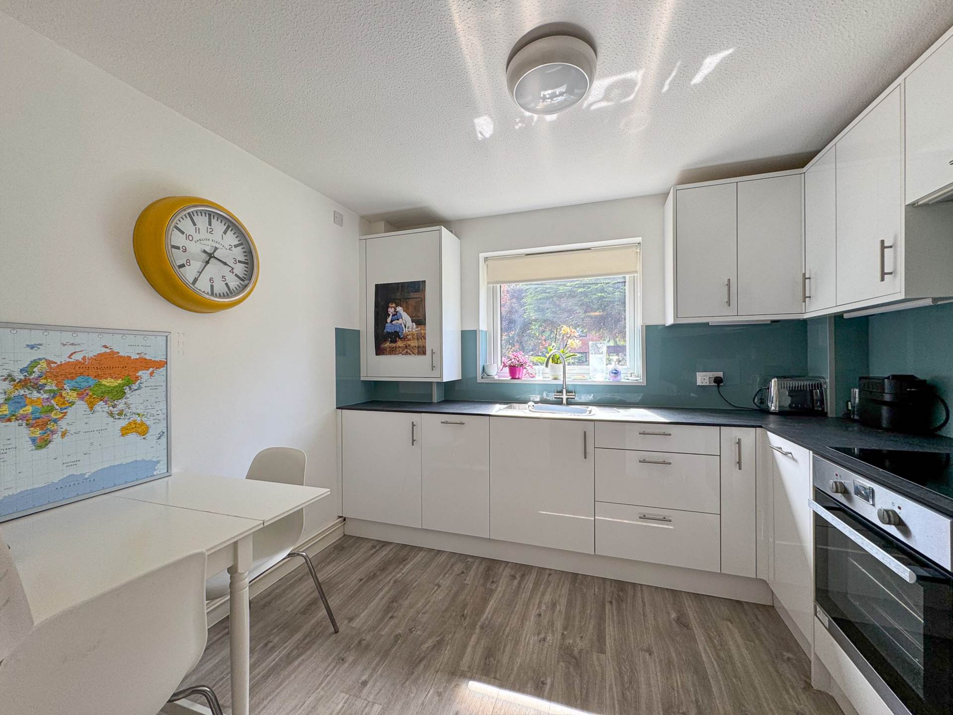 Woodrow Court, Caversham, Image 8