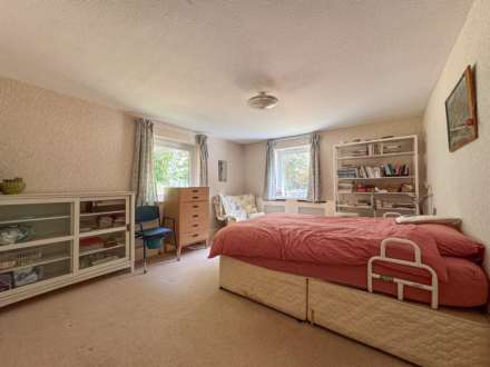 Woodrow Court, Caversham, Image 10