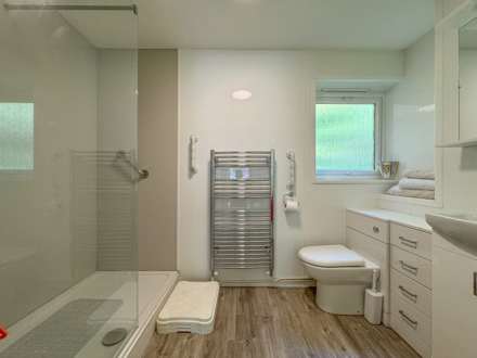 Woodrow Court, Caversham, Image 11