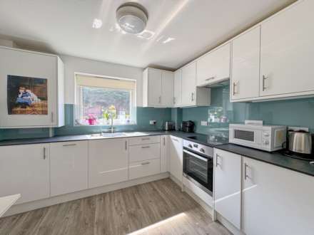 Woodrow Court, Caversham, Image 6