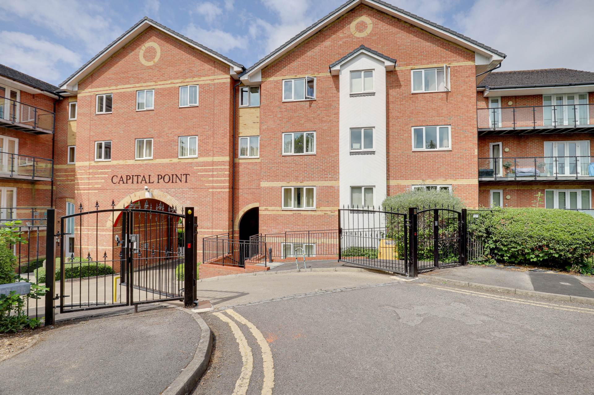 Capital Point, Temple Place, Reading, Image 1