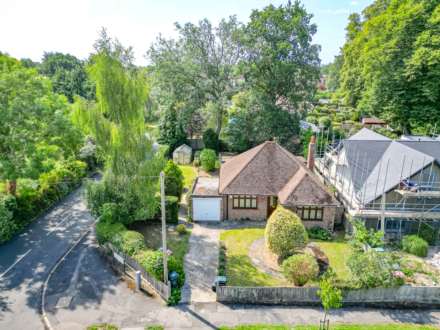 Wincroft Road, Caversham Heights, Image 19